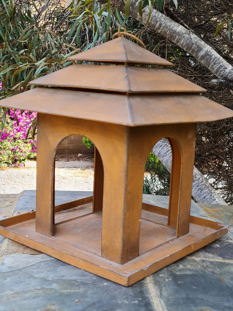 Isla Native Bird Hangng Feeder. Antique Rust