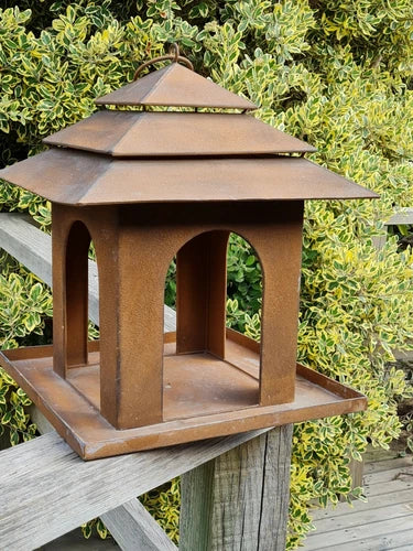 Isla Native Bird Hangng Feeder. Antique Rust