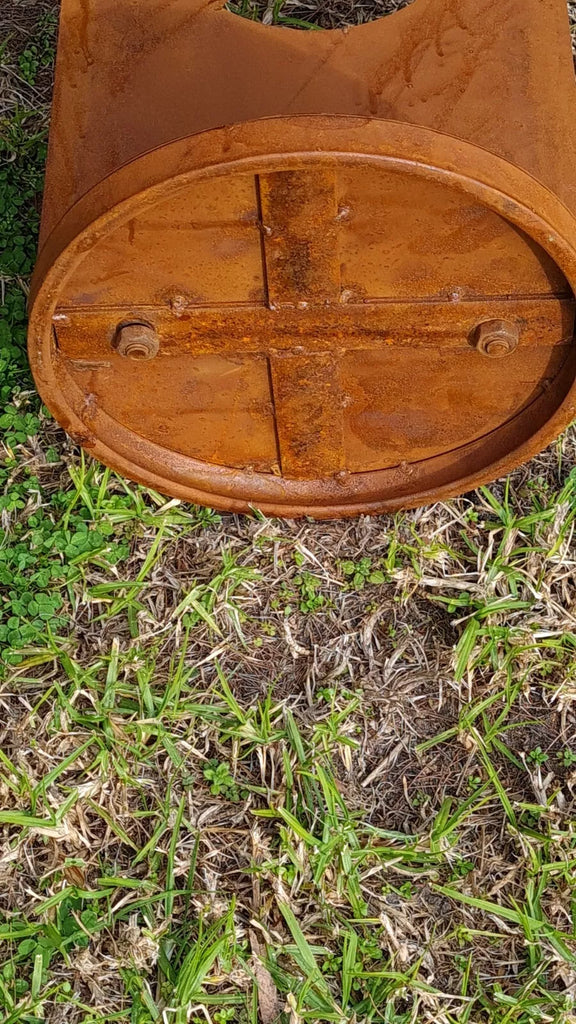 Aprilia Large Bird Feeder/Bath or Planter. 87 cm high