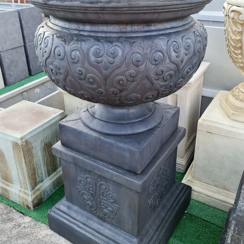 Lorenzo Renaissance Urn on Pedestal