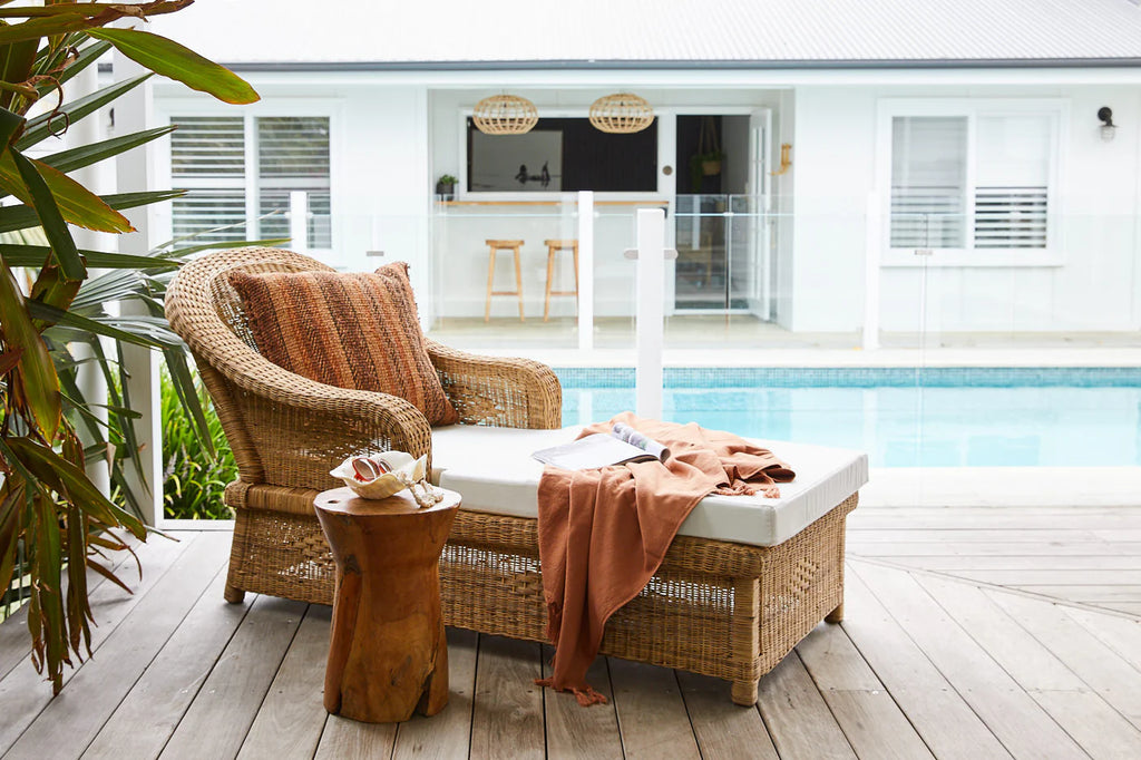 Joyo Classic Woven Cane Lounger