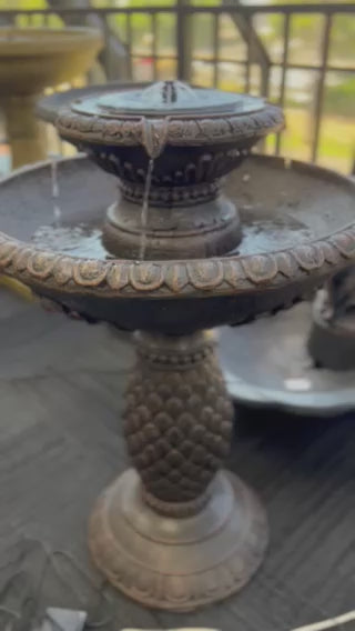 Adri Fountain & Birdbath
