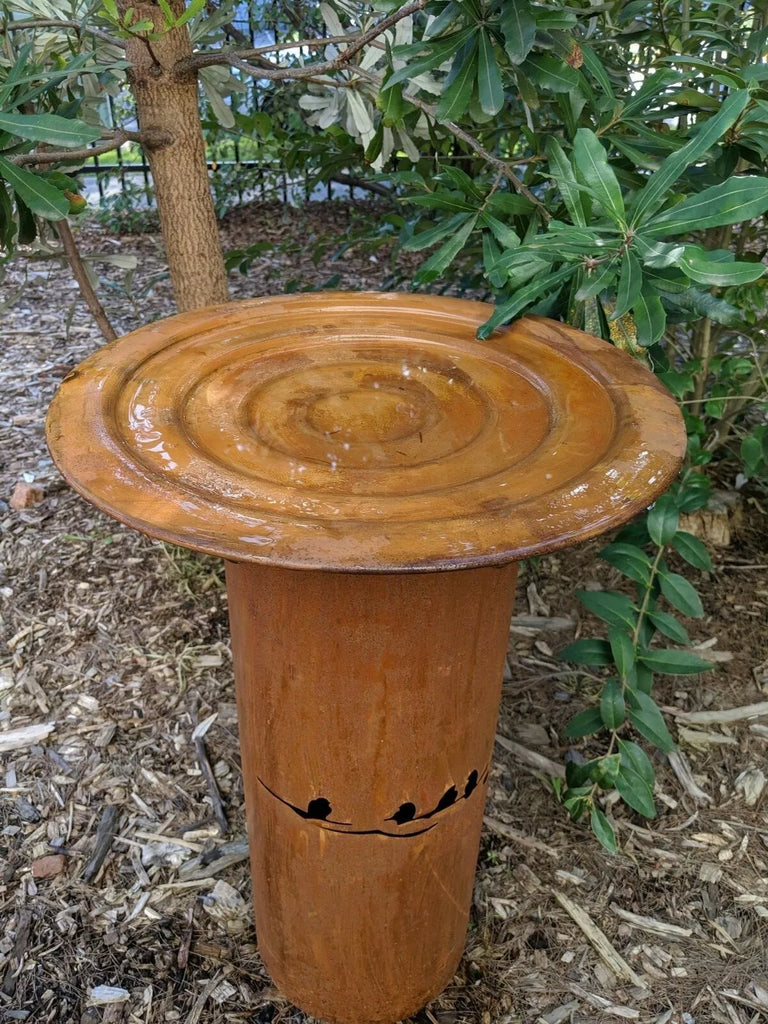 Saint Floret Bird Bath/Feeder. 80cm. Rust