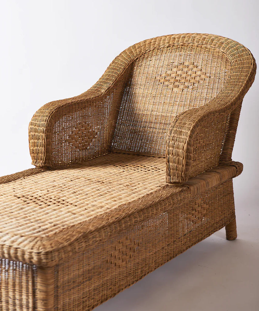 Joyo Classic Woven Cane Lounger