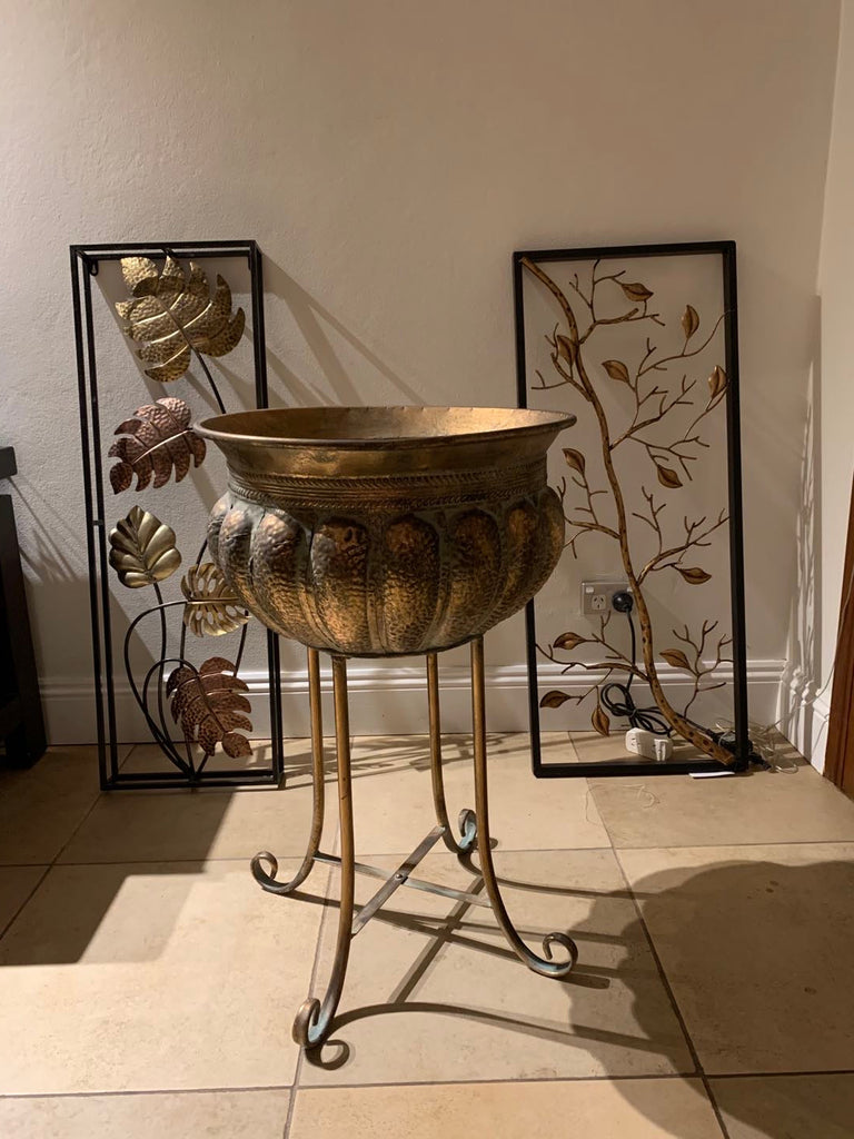 Estepona Standing planter