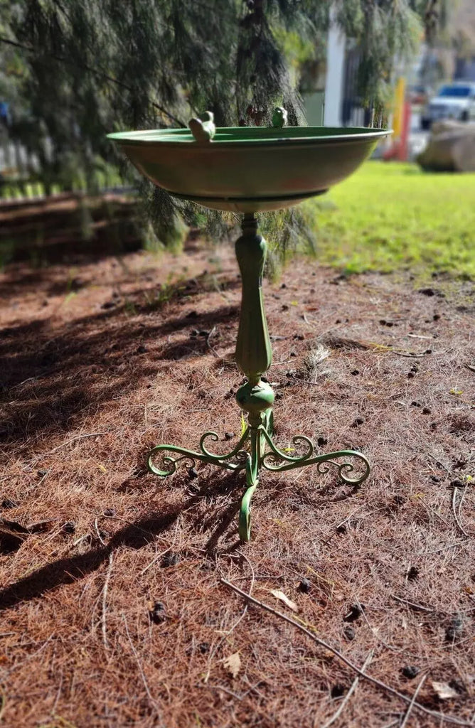 Girolamo Bird Feeder/Bath. 75 cm high. Brilliant Green