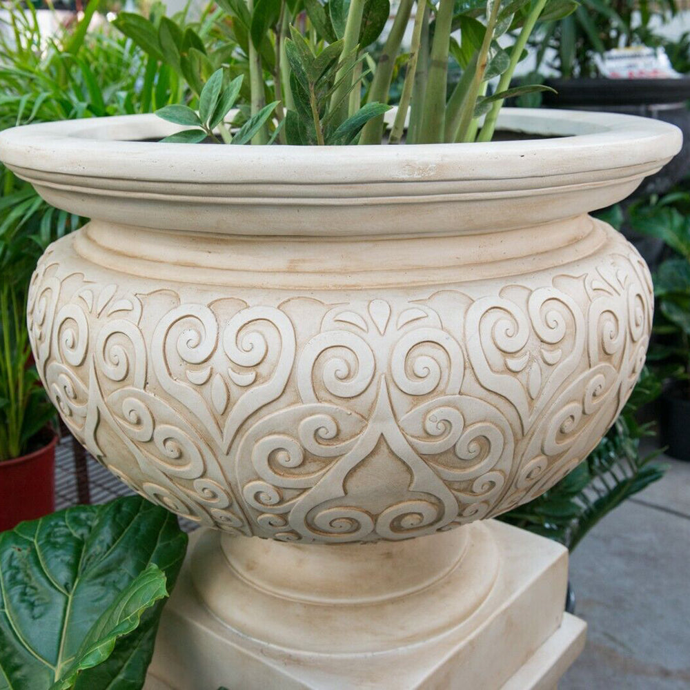 Lorenzo Renaissance Urn on Pedestal