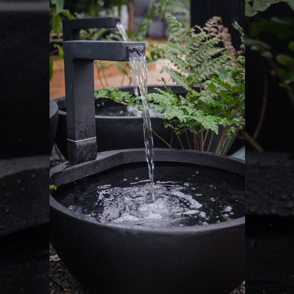 Argus Patio Spout Pond