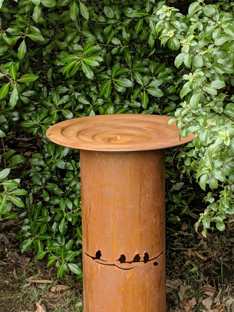 Saint Floret Bird Bath/Feeder. 80cm. Rust