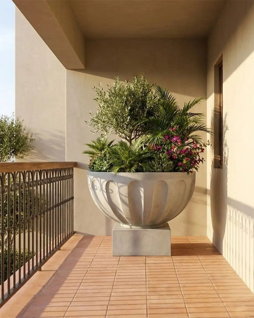 Vivendi Fibrestone Scallop Bowl with Base