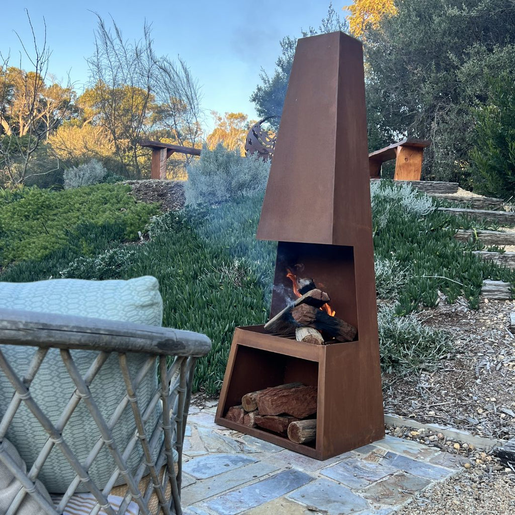 Sella Steel Pinnacle Chiminea/Fire Place & Grill