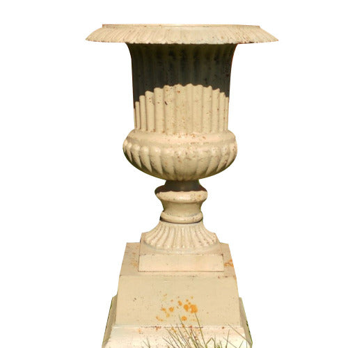 Catanzaro small Venetian fluted cast iron urn and base in antique white