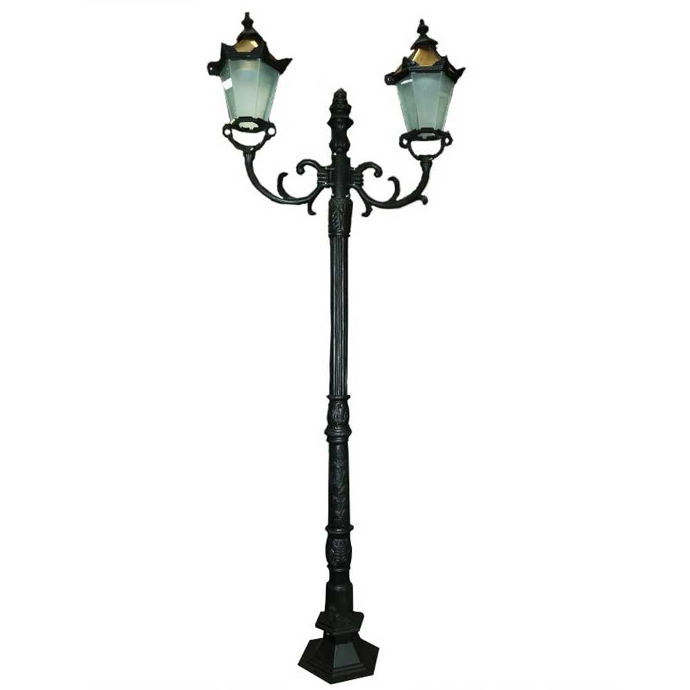 Fiesola Twin Classic Lamp for Pathways and Gardens