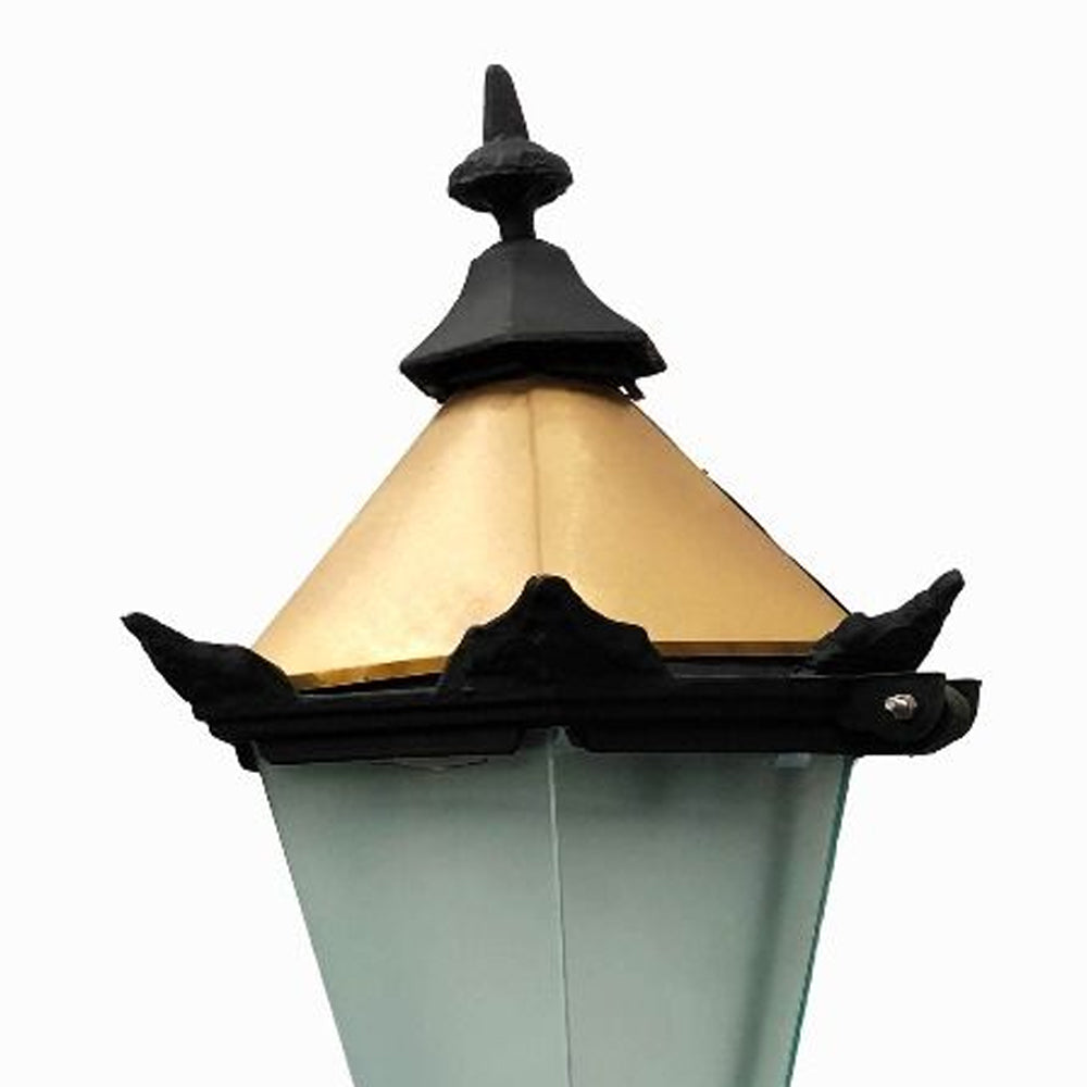 Ravenna Renaissance-Style Garden and Patio Wall Lamp