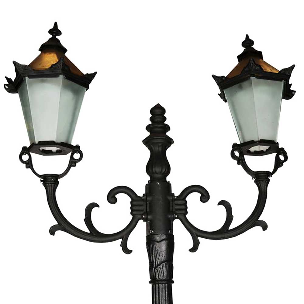 Fiesola Twin Classic Lamp for Pathways and Gardens
