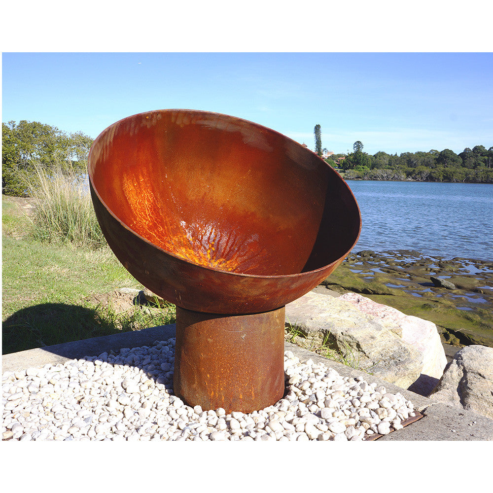 The Artistic Minimalist Benedicta Firepit